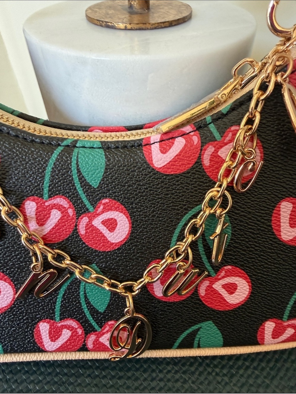 Von Dutch- NWT! Black Cherry Print Mini Shoulder Bag - Picture 5 of 9